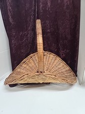 Vintage gathering wicker for sale  Columbia
