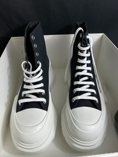 Nuovo alexander mcqueen usato  Spedire a Italy