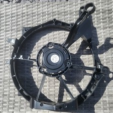Soporte radiador ventilador izquierdo Porsche Taycan 9J NS 9J1959456B segunda mano  Embacar hacia Mexico