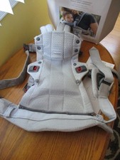 Babybjorn baby carrier d'occasion  Expédié en Belgium