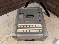 Máquina de tambor Alesis HR-16 alta taxa de amostragem 16 bits comprar usado  Enviando para Brazil