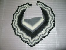 Handgestricktes dreieckstuch z gebraucht kaufen  Fürth