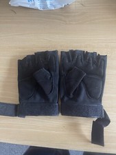 Knuckle gloves military for sale  TELFORD
