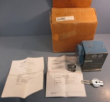 Johnson Controls M100X Base Motor Actuator Less Electronics Model M130 comprar usado Johnson Controls M100X Base Motor Actuator Less Electronics Model M130 comprar usado  Enviando para Brazil