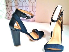 Women shoes size for sale  Sterling Heights