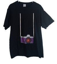 Camiseta Preta Masculina Falsa Tourist Camera Holiday Vacation Port & Company Tamanho G comprar usado Camiseta Preta Masculina Falsa Tourist Camera Holiday Vacation Port & Company Tamanho G comprar usado  Enviando para Brazil