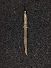Cap badge commando d'occasion  Châteauneuf-sur-Loire