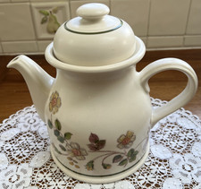 China teapot for sale  AMERSHAM