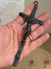 Splendido crocifisso bronzo usato Splendido crocifisso bronzo usato  Gaggiano