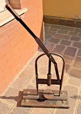 Tappa bottiglie leva usato  Crema