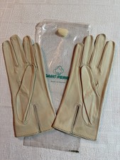 Paire gants perrin d'occasion Paire gants perrin d'occasion  Briare