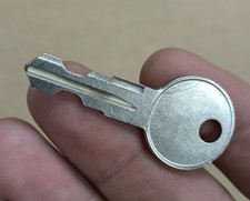 CHAVE DE RACK DE TETO VOLKSWAGON #21 Para fechaduras estampadas 21 APENAS - Chave de corte personalizada única comprar usado  Enviando para Brazil
