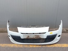 620220035r front bumper d'occasion  Expédié en Belgium