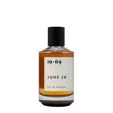 June eau parfum d'occasion  Expédié en Belgium