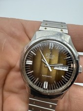 Belle montre homme d'occasion  Mennecy