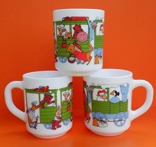 Vintage arcopal mugs for sale  LISKEARD