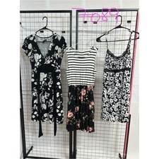 Women mixed print for sale  Laurinburg