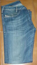 Pantaloni jeans diesel usato  Fano