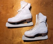 s skates ice 5 women for sale  New York