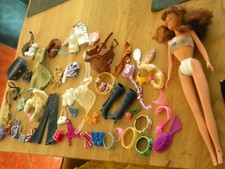 Barbie kleidung konvolut gebraucht kaufen  Kerben, Rüber, Lonnig