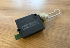 Actuator tailgate central d'occasion  Expédié en Belgium