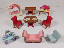 Usado, Lote de móveis Fisher Price Loving Family cadeiras cama mesa de jantar sofá comprar usado  Enviando para Brazil