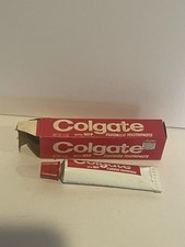 Pasta de dientes Colgate vintage tubo metálico sin usar con caja original segunda mano  Embacar hacia Mexico