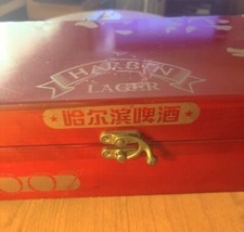 Caixa de garrafa vermelha Harbin Lager 2007 ano do javali detalhes de canto e vazio comprar usado  Enviando para Brazil