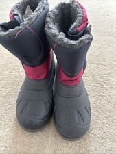 Girls snow boots for sale  DUNMOW