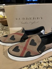 Burberry gauden heart d'occasion  Expédié en Belgium