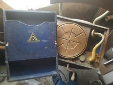Grammofono portatile fonocasti usato  Saronno