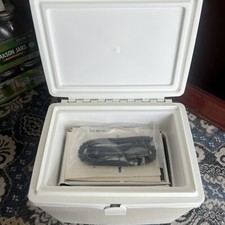 Igloo Kool Made 8 quartos refrigerador e aquecedor elétrico térmico portátil LN comprar usado  Enviando para Brazil