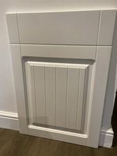 White lined kitchen for sale  SCUNTHORPE
