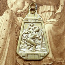 Saint christopher. worn d'occasion  Troyes