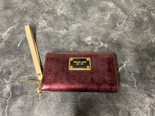 Carteira de couro envernizado Michael Kors jet set pulseira borgonha, usado comprar usado  Enviando para Brazil