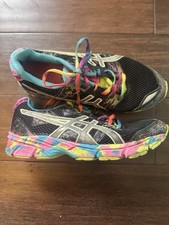 Tênis de corrida Asics Gel Noosa Tri 8 arco-íris multicolorido C301N - Tamanho 6, usado comprar usado  Enviando para Brazil