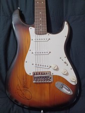 Guitarra elétrica Fender Squier Stratocaster autografada autenticada Eric Clapton comprar usado  Enviando para Brazil