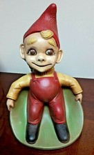 Gnomo de jardim vermelho Natal sentado em uma folha verde cerâmica gramado Pixie Elf 11,5” comprar usado  Enviando para Brazil