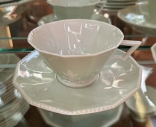 Xícara de chá e pires Nymphenburg China verde pérola sinfônica estado perfeito comprar usado  Enviando para Brazil