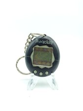 Tamagotchi Original P1/P2 black w/ grey Bandai 1997 English comprar usado  Enviando para Brazil
