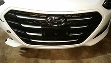 12/2014 a 02/2017 Hyundai GD Series II i30 Active Hatchback - Grelha do radiador comprar usado  Enviando para Brazil