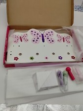 Prateleira de parede borboleta com ganchos 16" crianças rosa roxo meninas 16" x 9,88" x 5,5" comprar usado  Enviando para Brazil