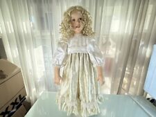 Poupée artiste porcelaine d'occasion  Expédié en France