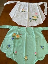 Gruppo grembiulini cucina usato  Gallarate