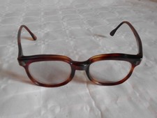 Lunettes anciennes montures d'occasion Lunettes anciennes montures d'occasion  Bais
