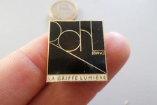 rare badge pins broche badge ROHL la GRIFFE LUMINAIRE public ampoule led lumière comprar usado  Enviando para Brazil