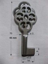 Möbelschlüssel teppichklopfe gebraucht kaufen Möbelschlüssel teppichklopfe gebraucht kaufen  Potsdam