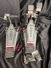 Pedal duplo contrabaixo DW DWCP9002 (incl. Estojo e caixa) ~ Bom estado comprar usado Pedal duplo contrabaixo DW DWCP9002 (incl. Estojo e caixa) ~ Bom estado comprar usado  Enviando para Brazil