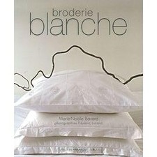 Livre broderie blanche d'occasion  Les Mureaux