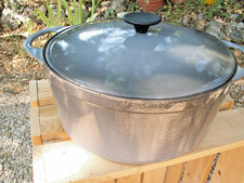 Cocotte fonte émaillée d'occasion  Le Luc